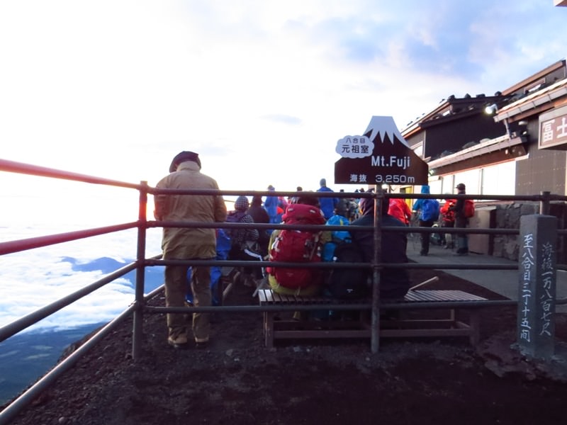 Day4一生一度，單日完登富士山