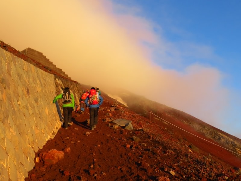 Day4一生一度，單日完登富士山