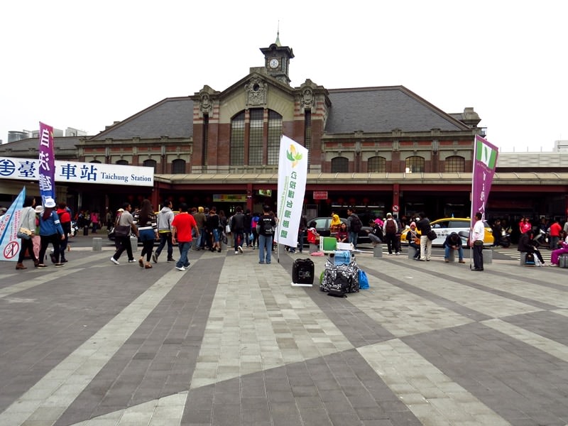 【台中。大里】臺灣燈會在臺中@光之谷─大里文創聚落燈會、台中車站、大里菸葉試驗所