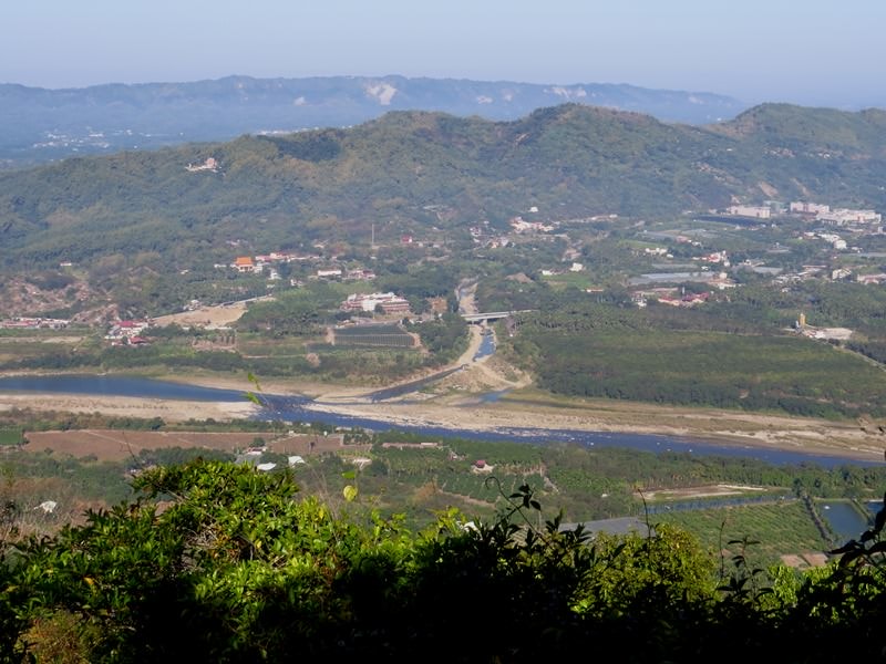 【高雄】旗靈大縱走、美濃中正湖、美光粄條