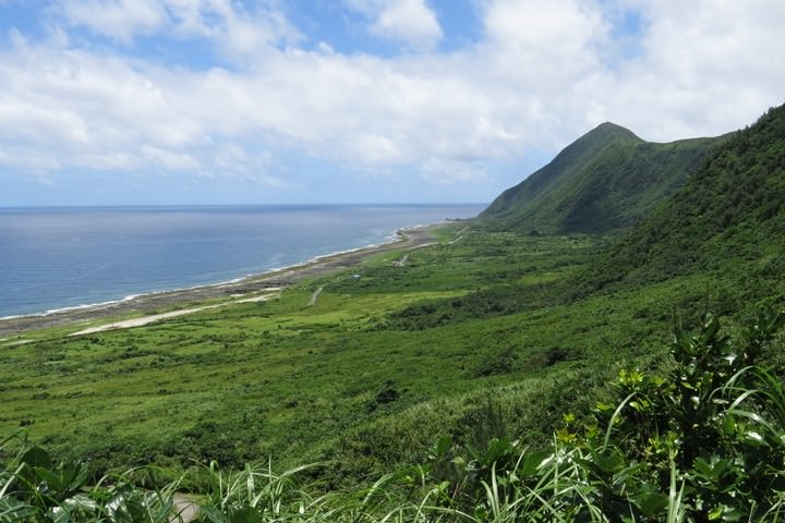 IMG_8785.JPG - 20160619:【台東蘭嶼】環島、蘭嶼燈塔、鰭尾山、雙獅岩、情人洞、東清灣、龍頭岩
