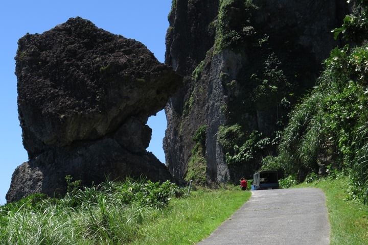 IMG_8731.JPG - 20160619:【台東蘭嶼】環島、蘭嶼燈塔、鰭尾山、雙獅岩、情人洞、東清灣、龍頭岩