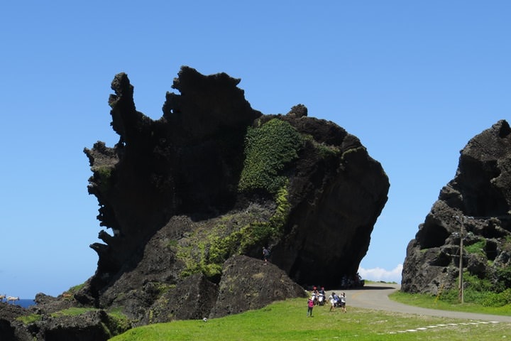 IMG_8742.JPG - 20160619:【台東蘭嶼】環島、蘭嶼燈塔、鰭尾山、雙獅岩、情人洞、東清灣、龍頭岩
