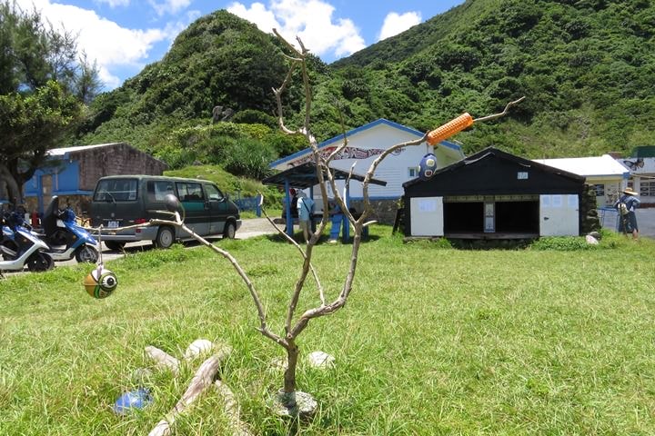 IMG_8806.JPG - 20160619:【台東蘭嶼】環島、蘭嶼燈塔、鰭尾山、雙獅岩、情人洞、東清灣、龍頭岩