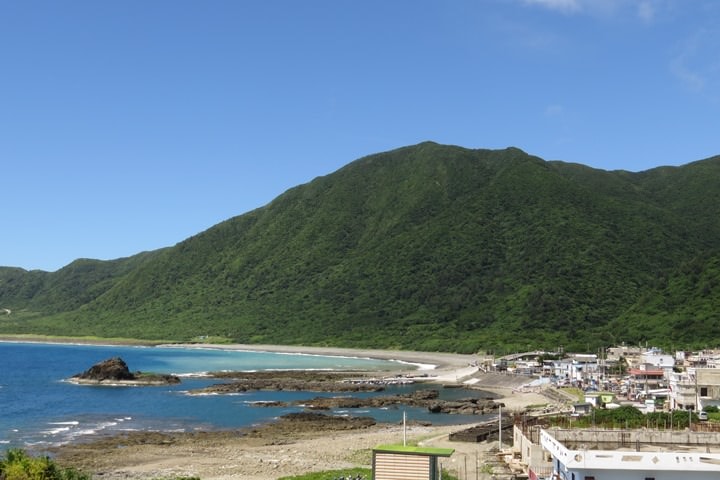 IMG_8682.JPG - 20160619:【台東蘭嶼】環島、蘭嶼燈塔、鰭尾山、雙獅岩、情人洞、東清灣、龍頭岩